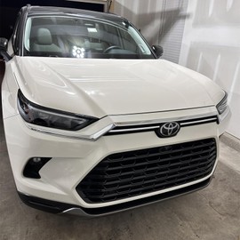 ZiWen Chrome Front Grille Insert Air Vent Cover Trims for Toyota Grand Highlander 2024 2025 2026 (Chrome)