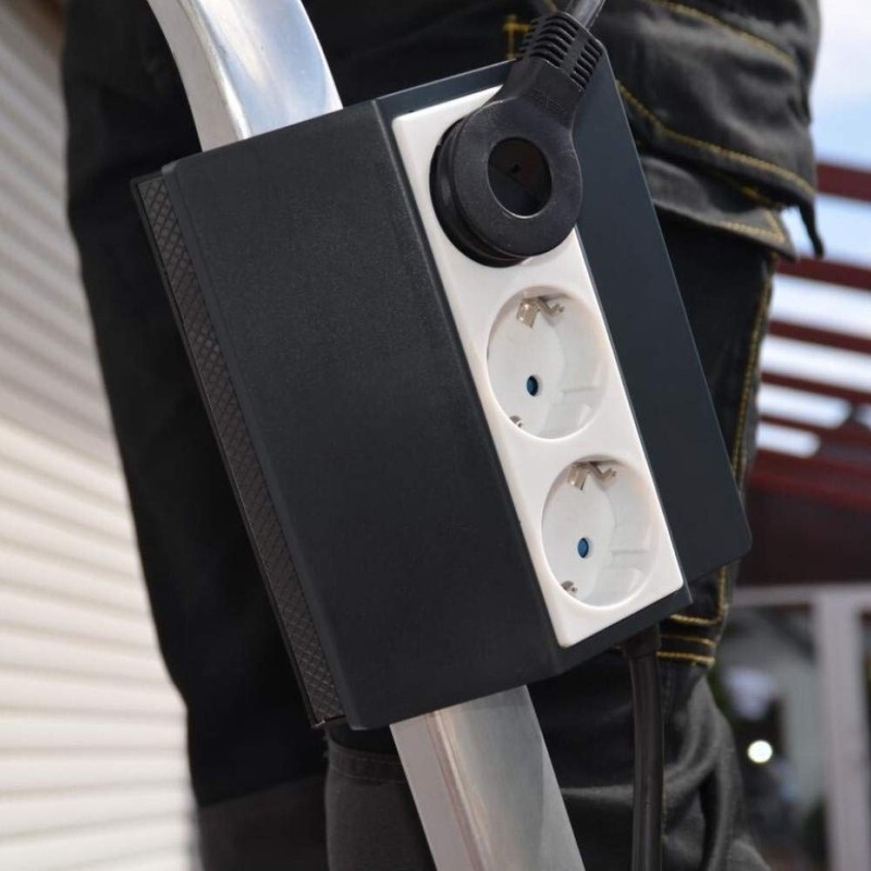 UNITEC 30893 Clamp Socket with Power Cable and Power Plug