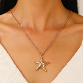 Gold Starfish Necklace for Women Stainless Steel Aesthetic Swirl Starfish Charm Necklaces Dainty Summer Beach Ocean Pendant Necklace Trendy Vacation Star Jewelry (Gold)