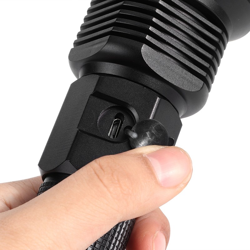XHP70 Super Bright Telescopic Zoom Waterproof Outdoor Portable Flashlight USB