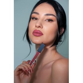 aden - 2 in 1 - Matte Liquid Lipstick & Lip Liner Set - 7ML - Non-Smudge & Quick Drying - Highly Pigmented - Long Duration with Hydration - Made in Italy (28 Brick)