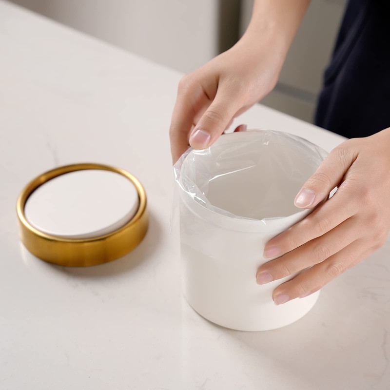 1.5 Liter Mini Trash Can with Lid, Metal Small Tiny