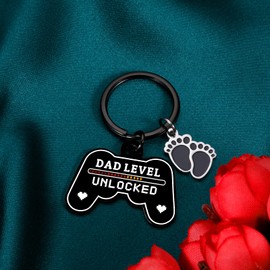 New Dad Gifts Keychain for Men Him Pregnancy Announcement for Dad to Be Gifts First Time Dad Gifts for Expecting Dad Baby Announcements Idea Soon to Be Dad Gifts 1st Fathers Day Xmas Gifts from Wife