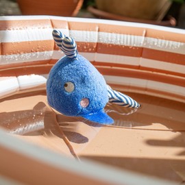 SIGIKID 39661 Bath Toy Whale Stuffed Toy for the Bathtub Play and Fun in the Water Bathing for Children from 12 Months Blue / Whale 17 x 18 cm