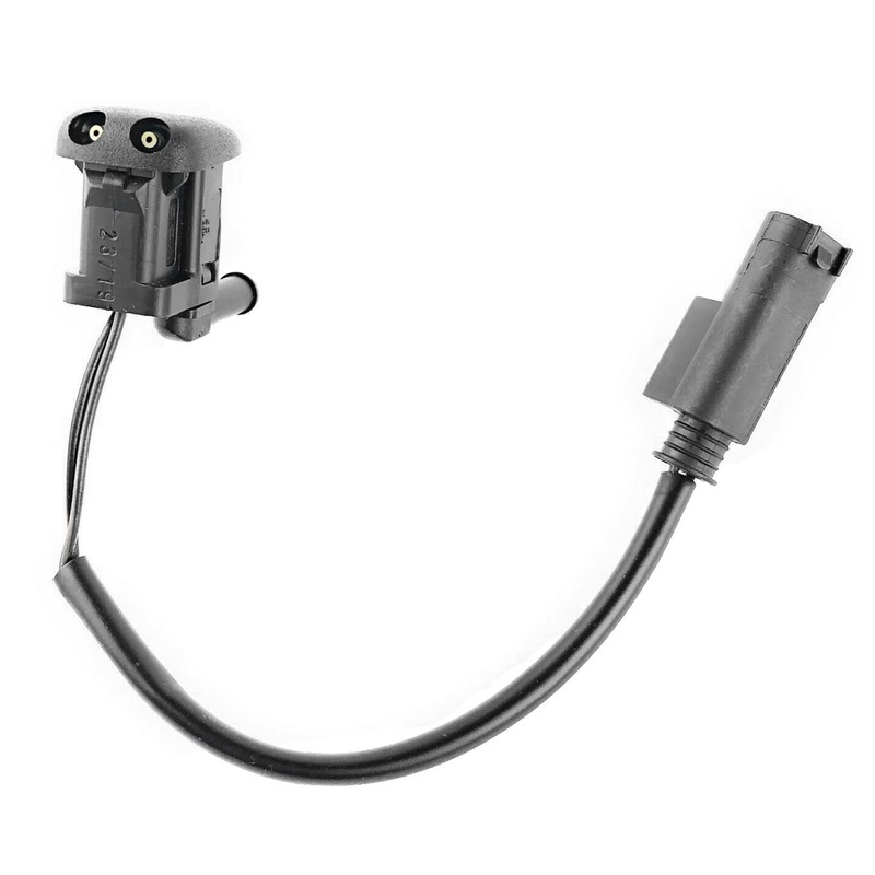 2X New Windshield Washer Nozzle Heated Windscreen Sprayer Jet LR040670