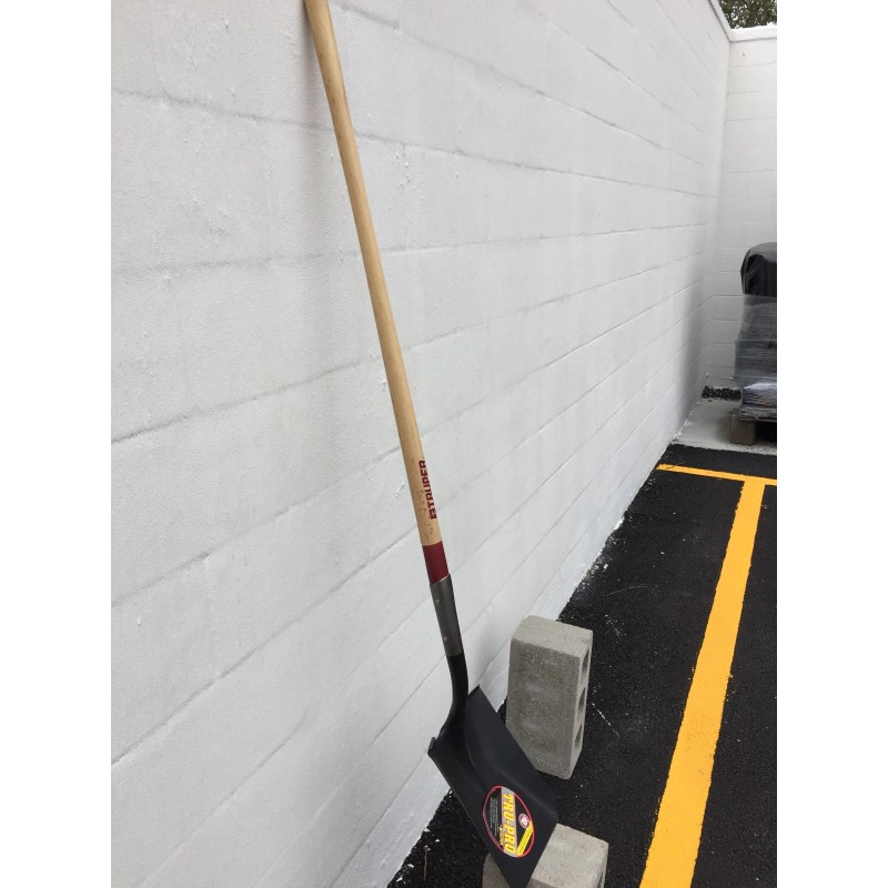 Truper Tru-Pro Long Handle Square Point Shovel