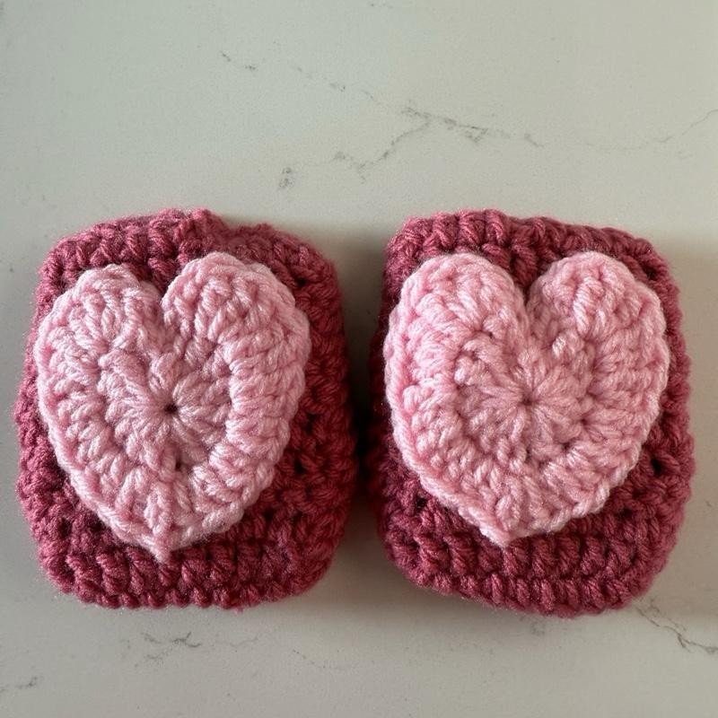Crochet AirPod Max Covers - Color: Pink Heart