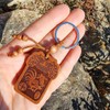 삼재막이 액막이 복숭아나무 십이지 닭띠 키링 (WBAF961) Three Year Blocker Peach Tree Zodiac Chicken Keyring (WBAF961)