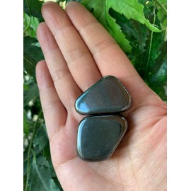 GAF TREASURES 5 Pcs Magnetic Hematite Tumbled Stones, Polished Natural Gemstone, Healing Crystals