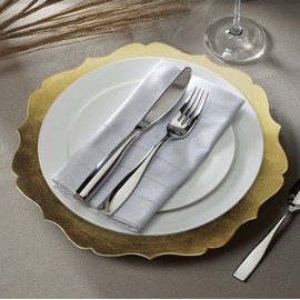 ChargeIt by Jay Scallop Charger Plate, Gold
