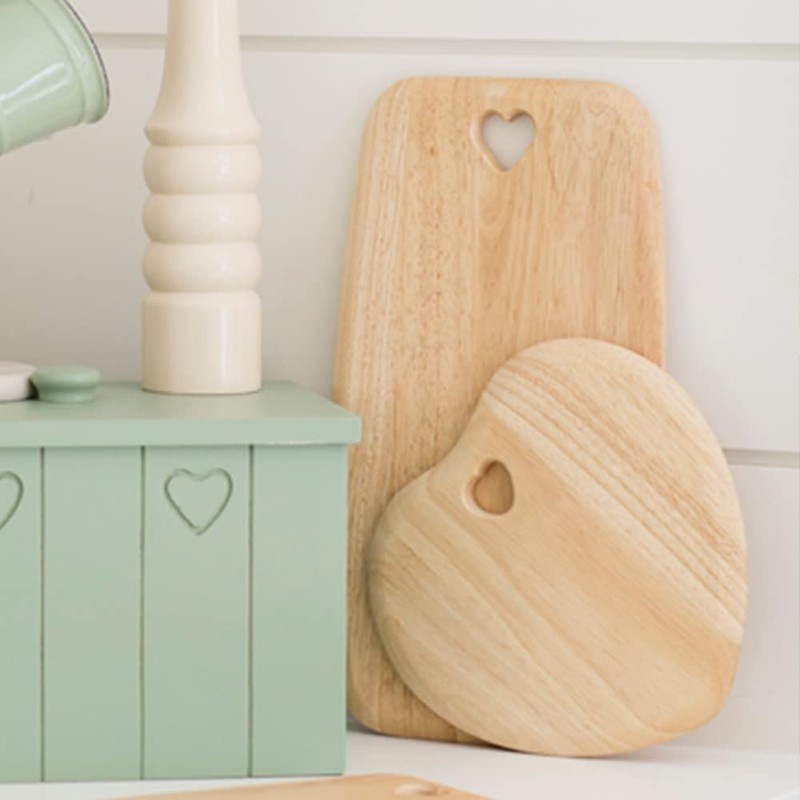 T&G 10881 Colonial Home Rectangular Chopping Board with Heart Cut-Out