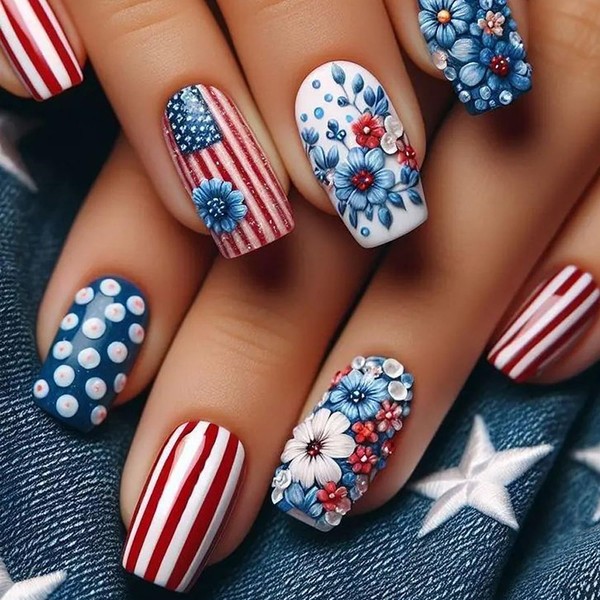 24Pcs Independence Day Press on Nails Square Medium Flower Fake