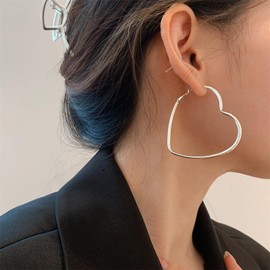 Stainless Steel Heart Hoop Earrings for Women Hypoallergenic Gold Silver Black Plated Large Simple Hollow Love Shape Metal Wire Huggie Hoop Earrings for Her Wife Mom Daughter Sister Friend Jewelry