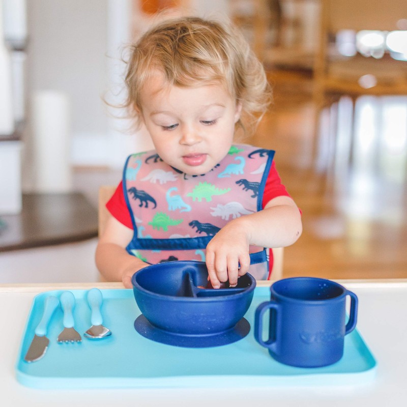 green sprouts Learning Cup | Silicone helps avoid harmful chemicals