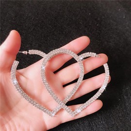 Fashion Big Heart Crystal Hoop Earrings for Women Geometric Rhinestones Earrings Statement Jewelry Gifts