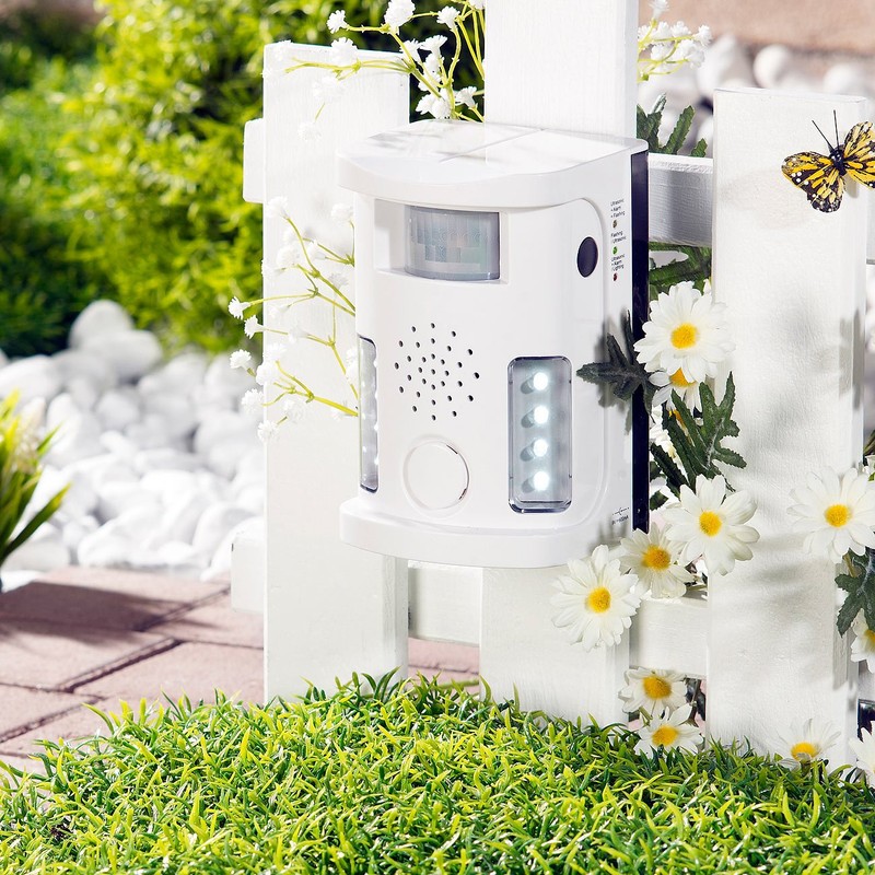 Exbuster Tierschreck PIR Alarm Ultrasonic and Light