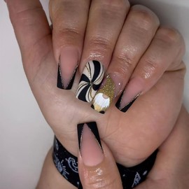 Christmas Press on Nails Medium Length Glossy Acrylic Square Shaped Winter False Nails with Snowflake Designs Artificial Xmas Holiday Square Fake Nails Glue ons Fingernails for Women Girls(ZF23)