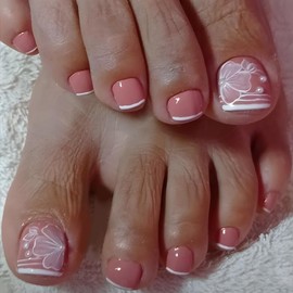 24Pcs Toe Nail Press ons, Short Square Fake Toe Nails Glossy Nude Pink Glue on Toenails with Flowers White Pearl Design White French Tip Toe Nails Glossy Full Cover Acrylic False Toenails for Women