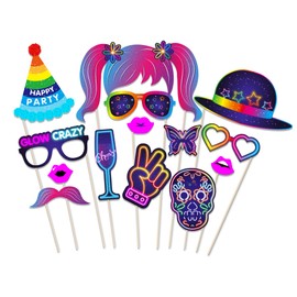 36 Colourful Photo Booths