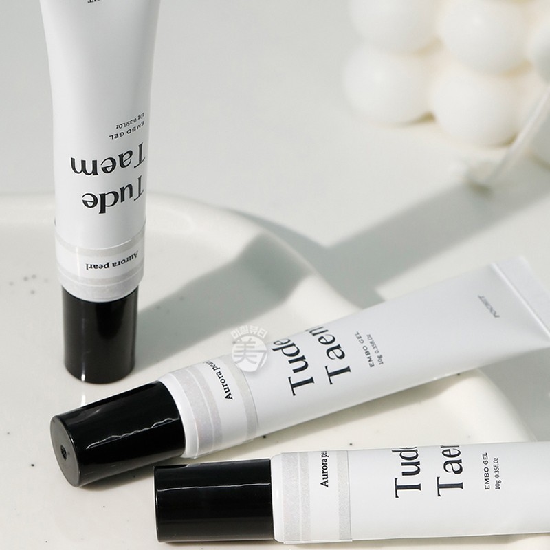 Pochit Tude Tam + T Brush Embo 3D Tube Gel