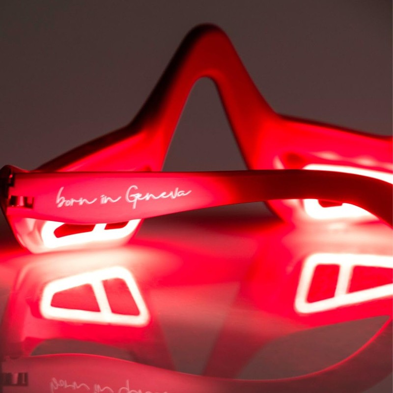 Bèa Eye Revitalize – Red Light Therapy for Dark Circles