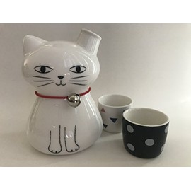 Kotobuki Bohemian White Cat Sake Set, White