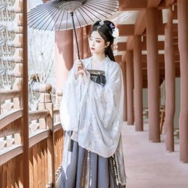 Chinese Peacock-Shaped Hair Stick Thai Traditional Hair Stick for Buns, Vintage Tassel Hair Fork Hanfu Hair Accessories for Women Girls (Silver)