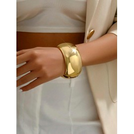 Ritach Chunky Gold Bangle Bracelets for Women Trendy Open Wide Thick Cuff Bracelets Hammered Wrist Cuff Wrap Bracelet (Gold bracelt-oval)