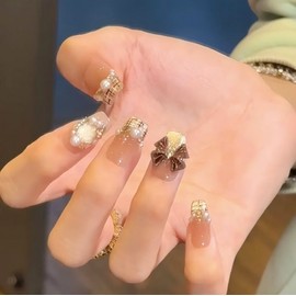 [Overseas] Nail Sticker [The Return of the Daughter] Nails worn by pure hands, hand-drawn checkered pattern, fall/winter whitening temperament Short T/XS 4ea