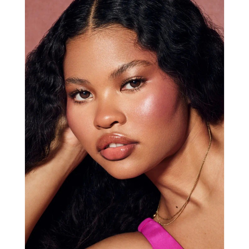 Fenty Beauty Cheeks Suede Powder Blush Tono Del Maquillaje Riri
