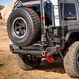 FANMATS 21590 Tennessee Titans Black Metal Hitch Cover with Metal Chrome 3D Emblem