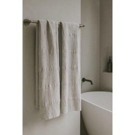 Linen Cotton Towel 75×125cm – Compact Everyday Bath Towel – Absorbent & Durable – Natural Blend for Daily Use (Mira)