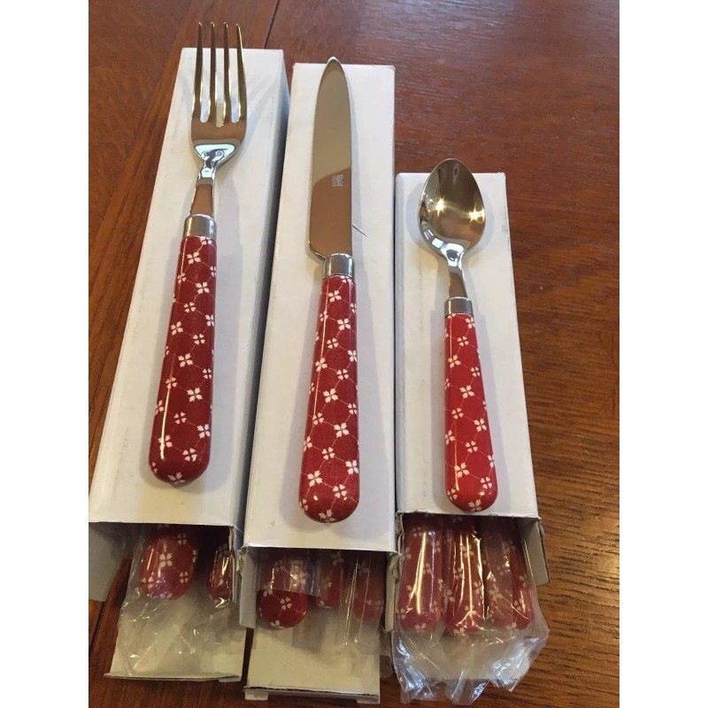 Quid Novi Flatware- Hearts & Flowers - Red Background -