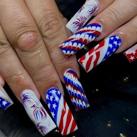 24Pcs 4th of July Press on Nails Long Square Fake Nails with American Flag Fireworks Design Glossy Full Cover Artificial Glue on Nails Independence Day False Nails Holiday Stick on Nails for Women DIY