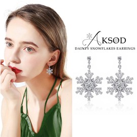 Aksod Snowflake Dangle Earrings Silver Rhinestone Drop Earrings Stud Dainty Christmas Snowflake Earrings Holiday Festive Jewelry for Women (Style B)