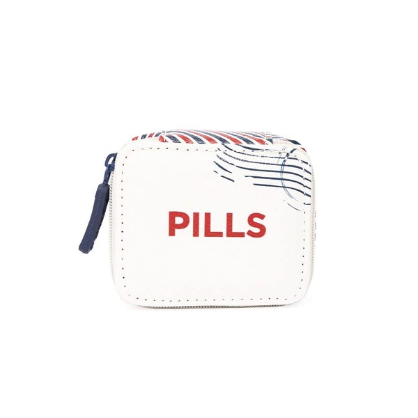Miamica Pastillero para mujer, rojo, marfil y azul con estampado de sellos de viaje, caja organizadora de pastillas de viaje