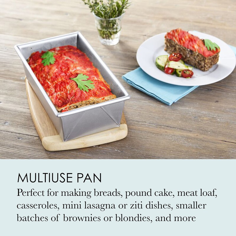Chicago Metallic Commercial II 1-Pound Loaf Pan, Heavy-Weight Aluminized Steel,