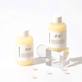 Whitening + GlowIdebenone Vitamin Toner 150ml / 화이트닝+광채이데베논 비타민 토너 150ml