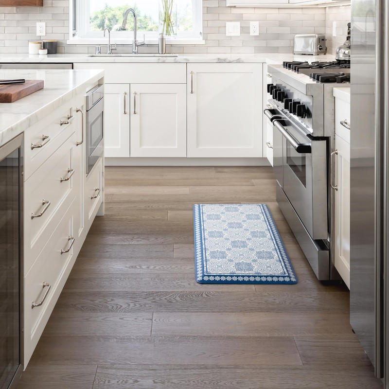 MARTHA STEWART Comfort Anti Fatigue Strie Medallion Tile Kitchen Mat,