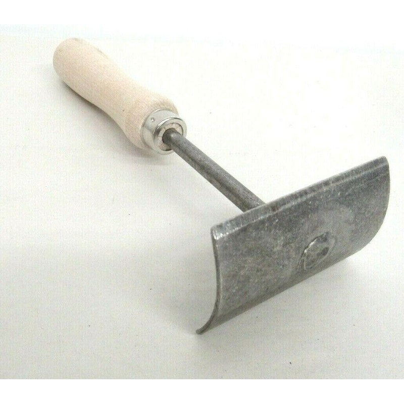 Metal Pelt Scraper Fleshing Tool Trapping Supplies Fur Handling