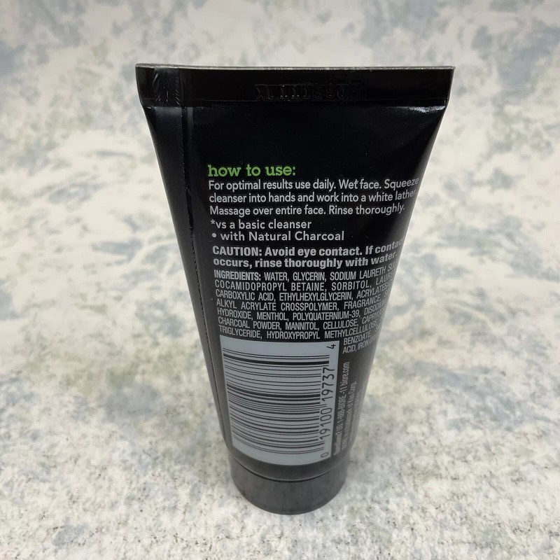 Bioré Biore' Charcoal Deep Pore Charcoal Cleanser Travel Size 1oz