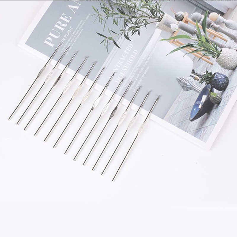Crochet Hooks Set Colorful Ergonomic Handle Portable Metal Knitting Needles