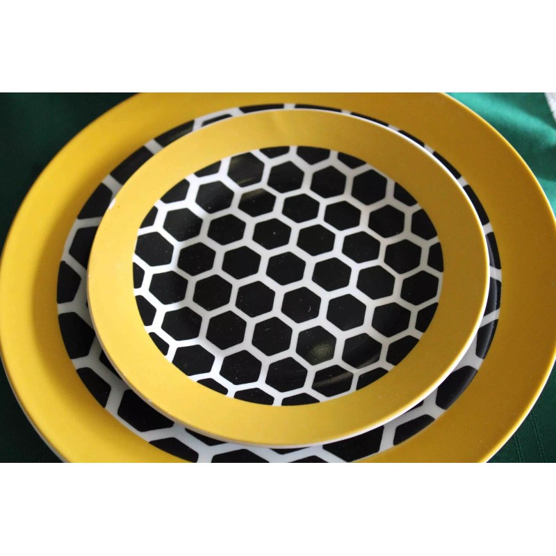 White Bee Honeycomb Black Yellow White Dinner Set of 4