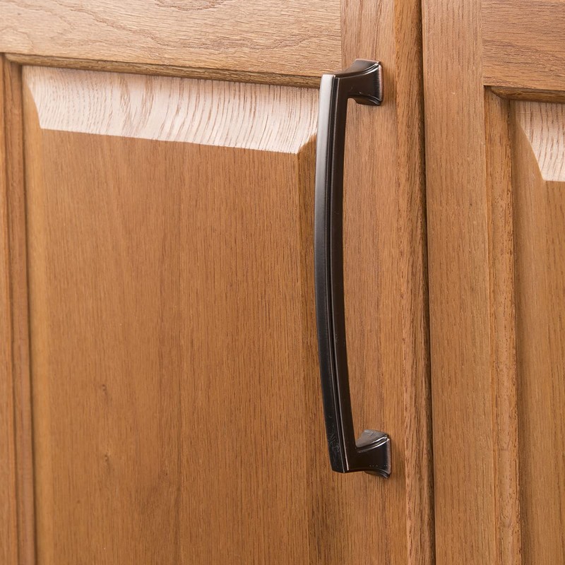 Hickory Hardware 1 Pack Solid Core Kitchen Cabinet Pulls, Luxury