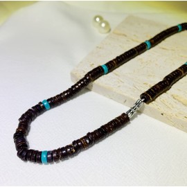 Men Women Natural Puka White Shells Necklace with Coconut Wood Beads Surfer Tropical Beach Chips Puka Shell Necklace Holiday Vacation Round Hawaiian Surfer Jewelry VSCO Stuff Adjustable (16inch)