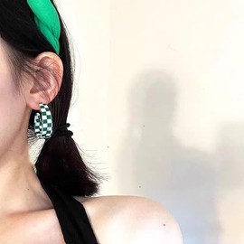 ONLYJUMP Checkerboard Hoop Earrings for Women Colorful Acrylic Resin Checker Black White Grid Lightweight Open C shaped Earrings Y2k Lightweight Xmas Jewelry Gift (Green)