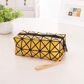 Geometry Pencil Case, 1 Pcs Large Interesting Geometric Foldable Fashion Cosmetic Makeup Clutch Bag Travel School Home Organizer (Yellow)