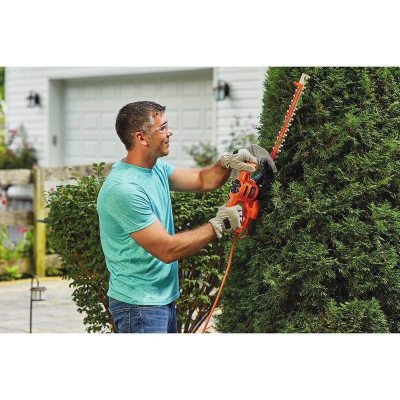 BLACK+DECKER Hedge Trimmer, Dual-Action Blade, 16-Inch (BEHTS125)