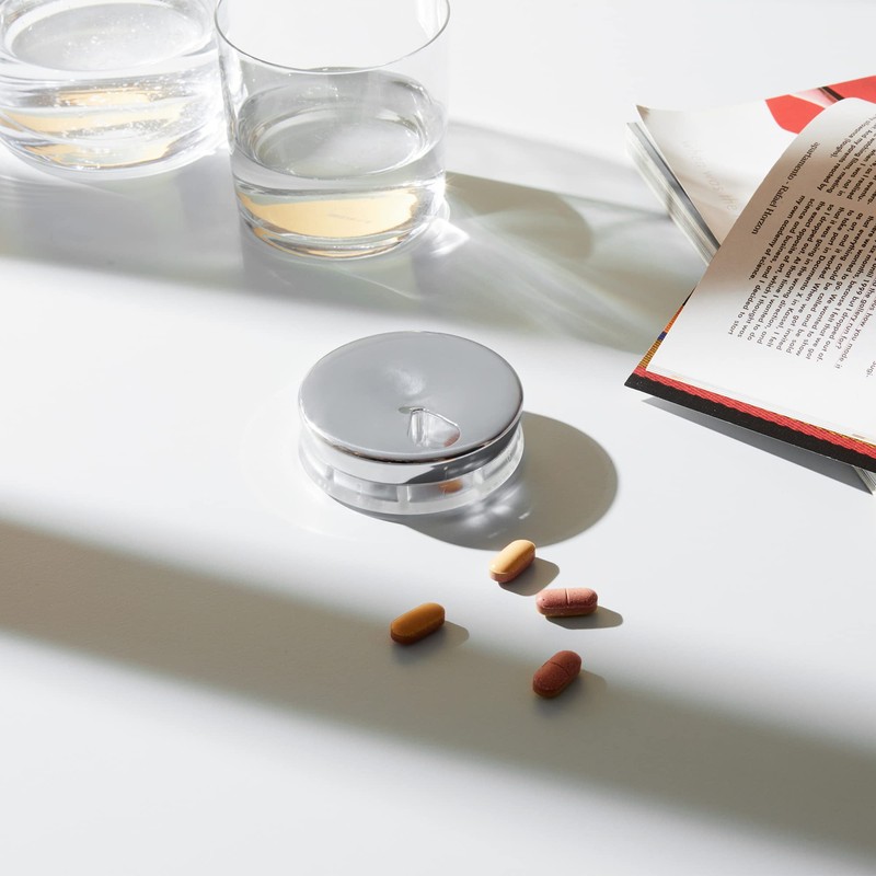 Alessi YoYo ¾ BM08 Pillendose aus Edelstahl
