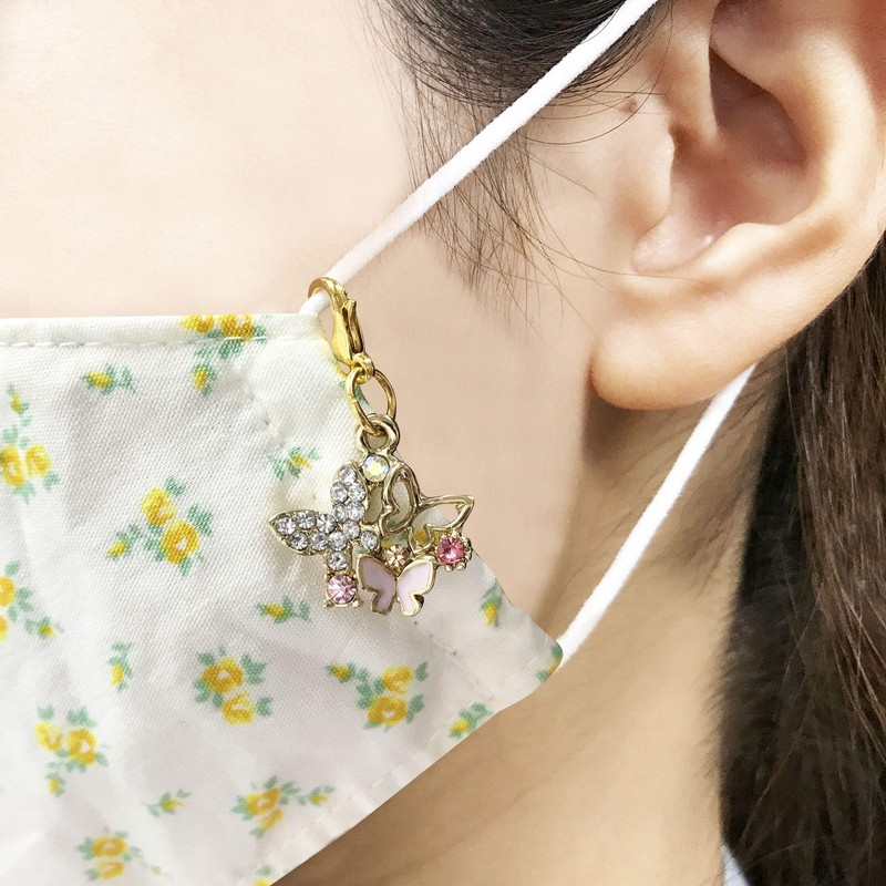 Mask Charm Accessory, Butterfly Charm, Stylish, Stylish Girl, Mask Accessory,